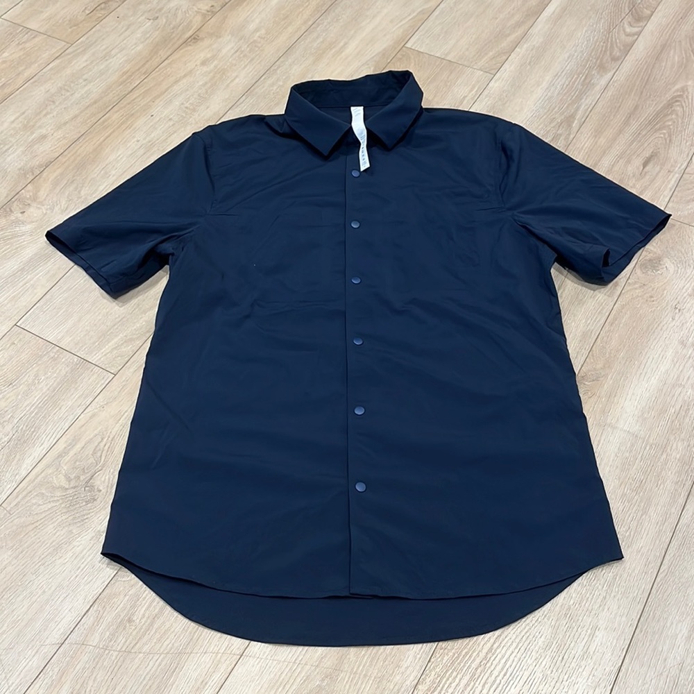 lululemon athletica Navy Short-Sleeve Button-Down Shirt